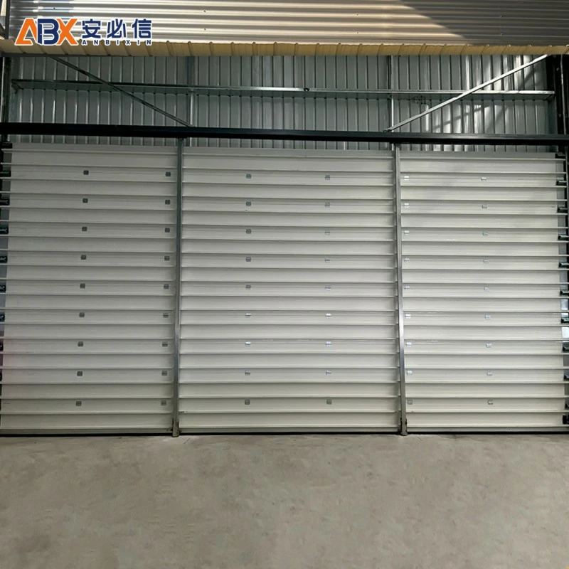 阿里铝板滑升门